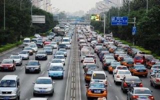 中國(guó)機(jī)動(dòng)車年排污逾5千萬(wàn)噸 成污染主因